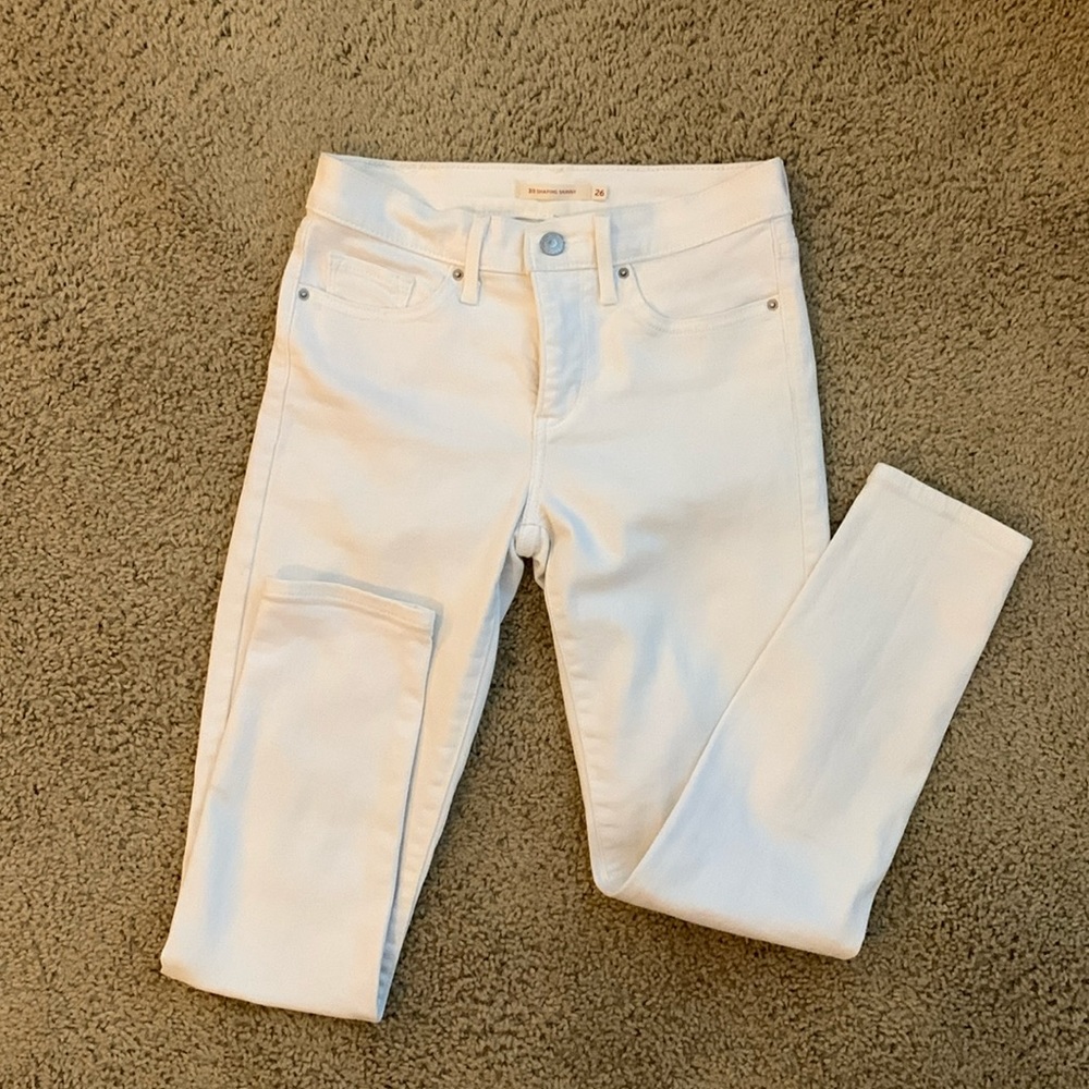 311 Shaping Skinny Levi’s